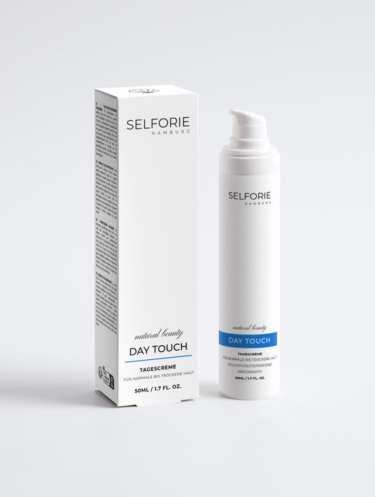 Feuchtigkeitsspendende Tagescreme für normale bis trockene Haut